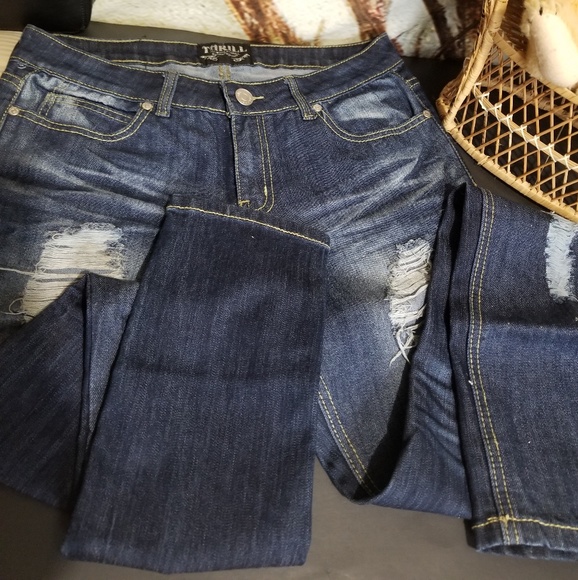 Thrill - Picture 2 of 5